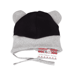 Caciulita cu urechiuse aplicate, partial dublata (95% Bumbac, semigros +5% Lycra)