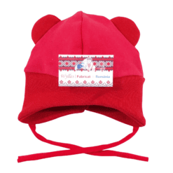 Caciulita nedublata, rosie, cu urechiuse aplicate, pentru 1- 1,5 ani (95% Bumbac, semisubtire +5% Lycra)